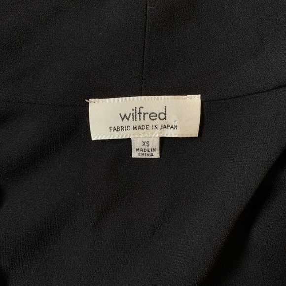 WILFRED BLACK BLOUSE SILKY MATERIAL SIZE XS - Picture 10 of 10